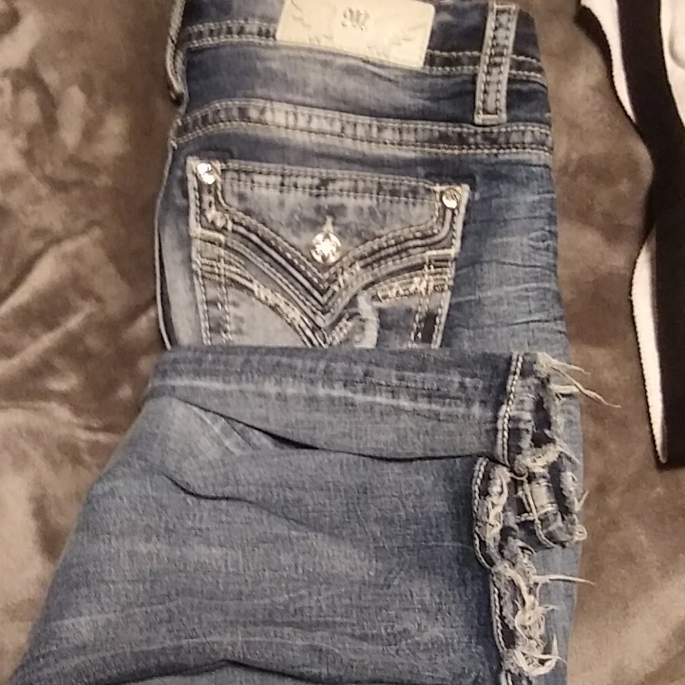 Jeans - Picture 3 of 3
